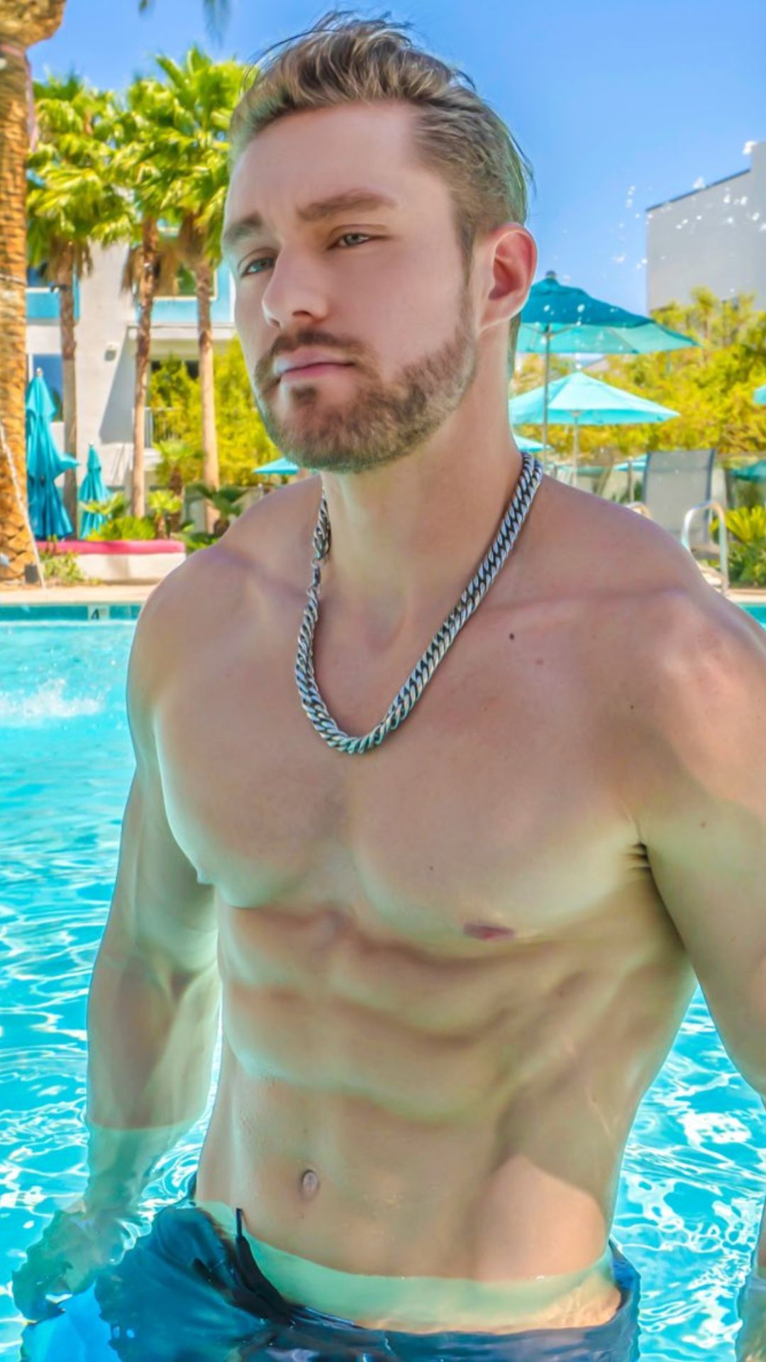 Sam Shock Photo